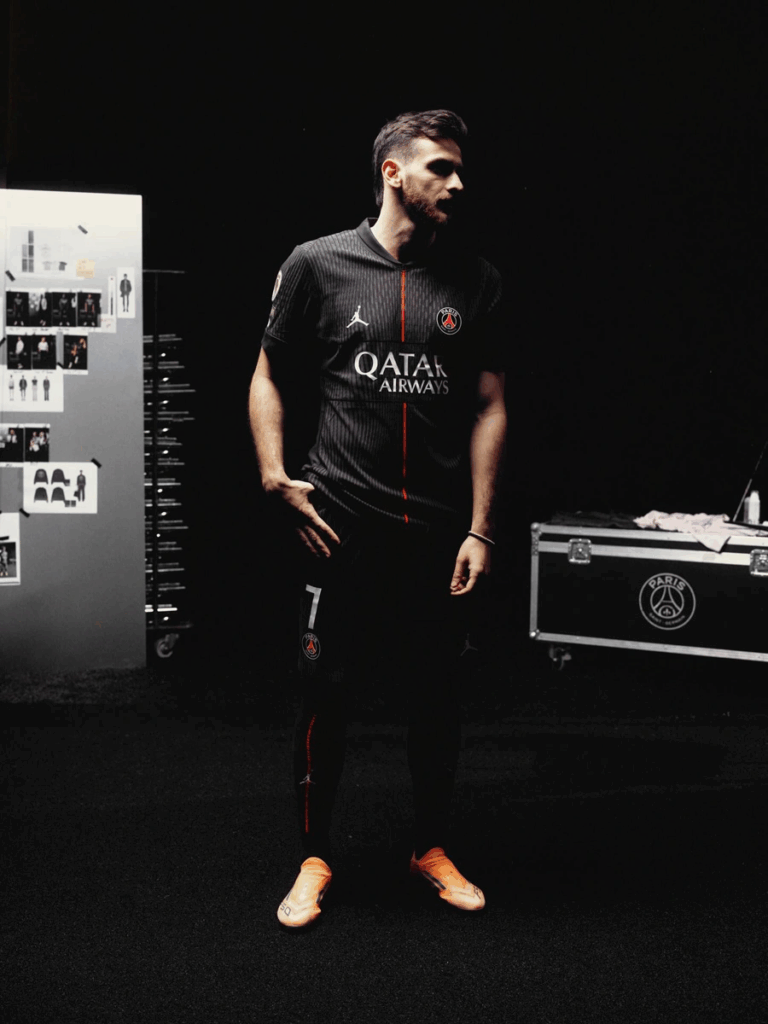 Paris Saint-Germain 2025/26 Fourth Jersey: Why Couture Precision Feels So Powerful