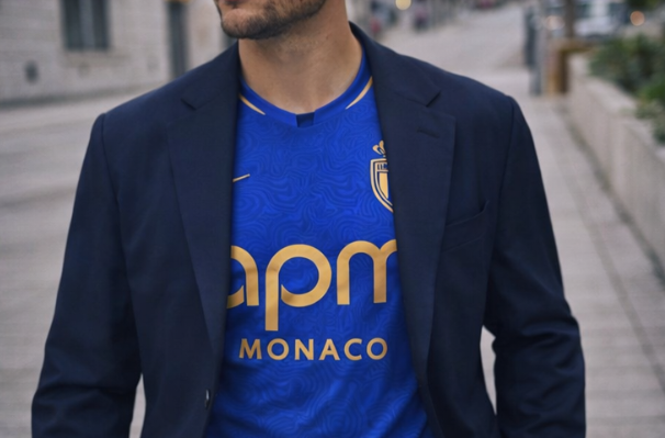 Ligue 1 jerseys 25/26 AS Monaco away: long nights, clean lines, and the kind of shirt that makes you stand taller 648c5323 4d9e 456d 80e5 75f130eb07d3
